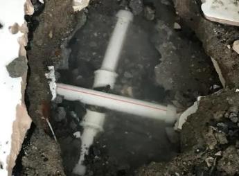 石嘴山阳台漏水维修公司为您分享楼上楼下漏水怎么处理